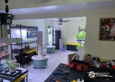 Presleys-produce-mission-gallery-a-mission-in-the-madness-indoor-IMG_3089